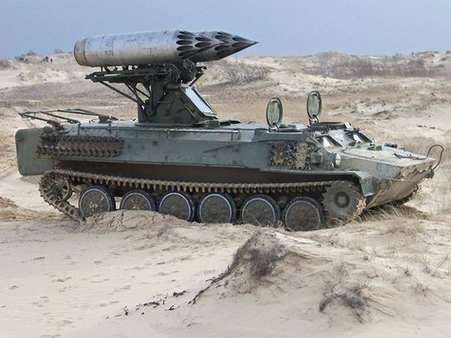 Ukrainian_MLRS_rocket_launcher_system_based_on_SA-13_Gopher_using_S-8_rockets_pods_640_001.jpg