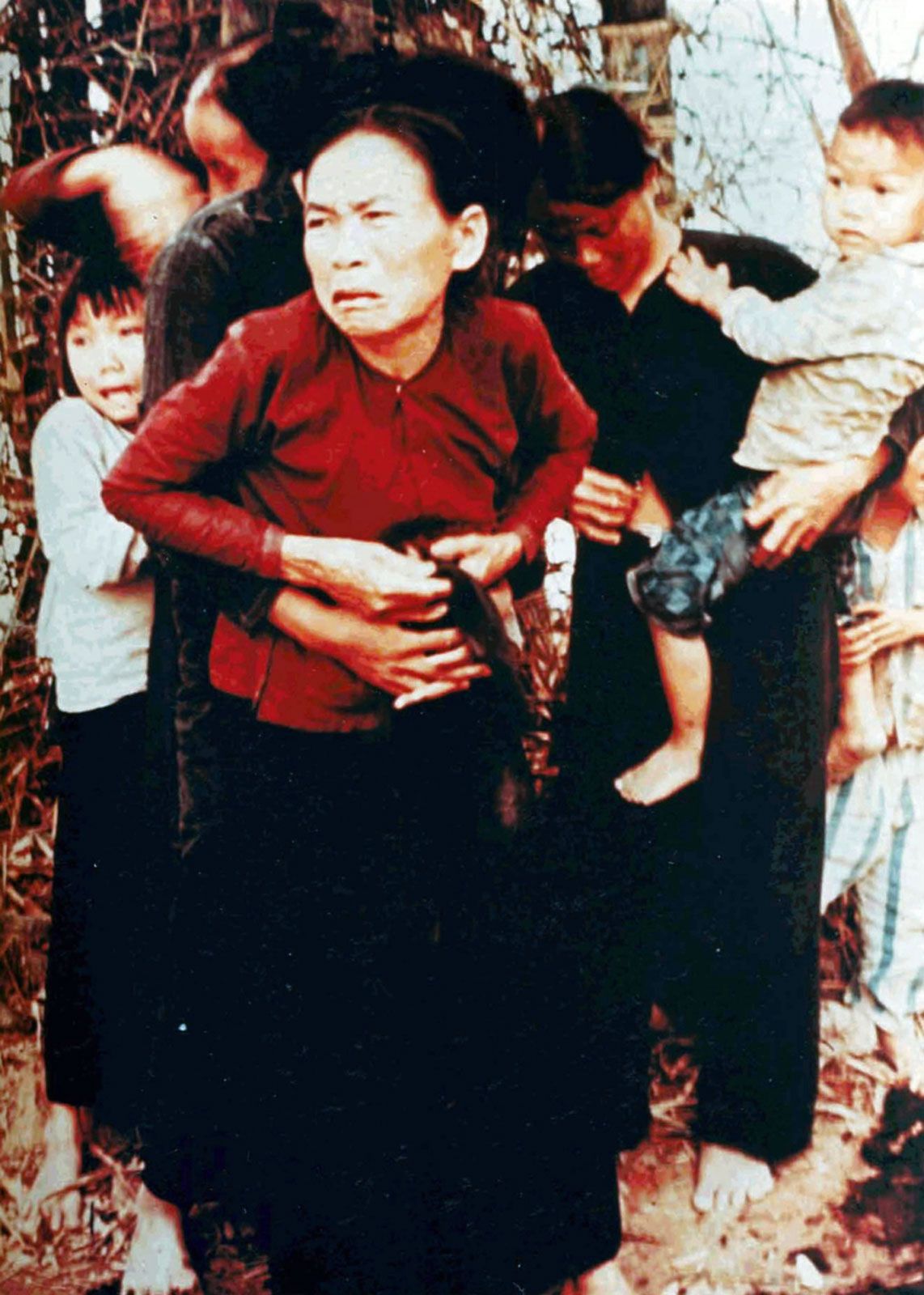 citizens-Vietnamese-My-Lai-Massacre-March-16-1968.jpg
