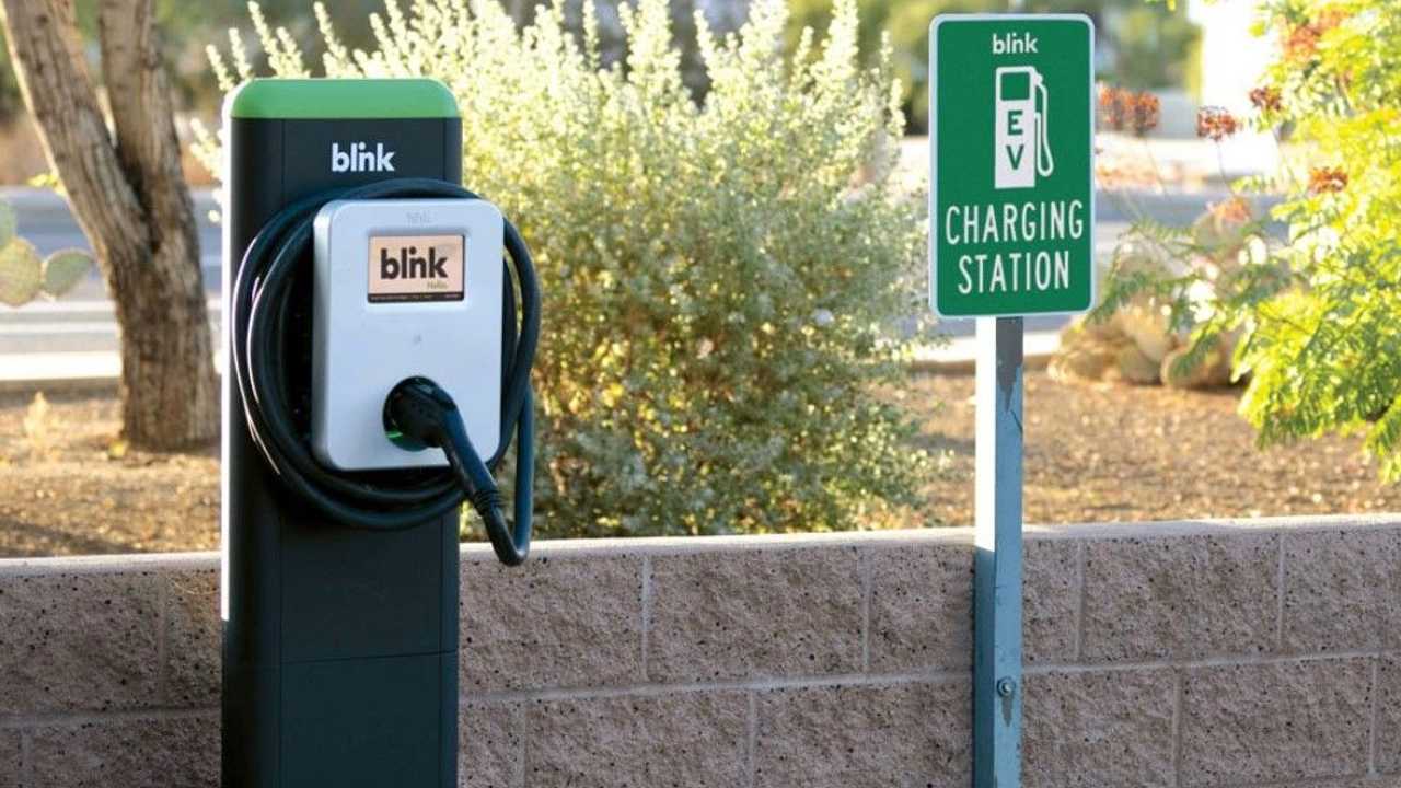 blink-charging-station.jpg