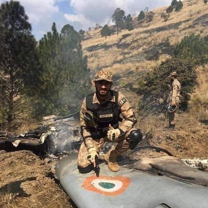 Indian-Air-Force-Jet-arrest-Pakistan-e1551268820614.jpg