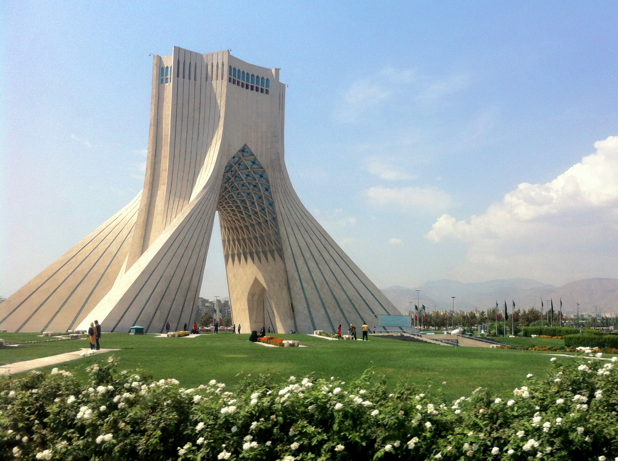 Azadi_Tower_-_Tehran_City.jpg