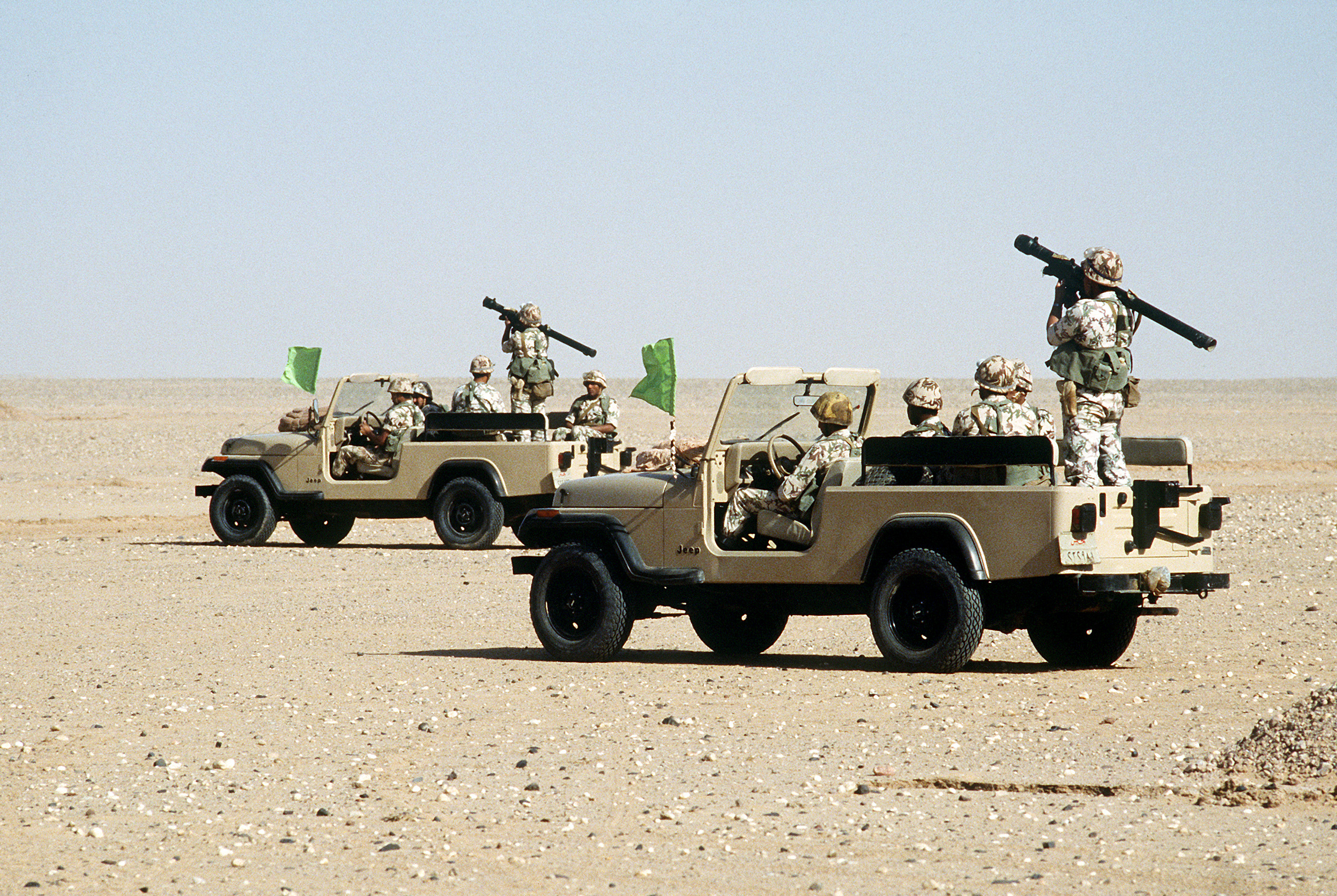 Egyptian_rangers_in_Jeeps_with_MANPADS.JPEG