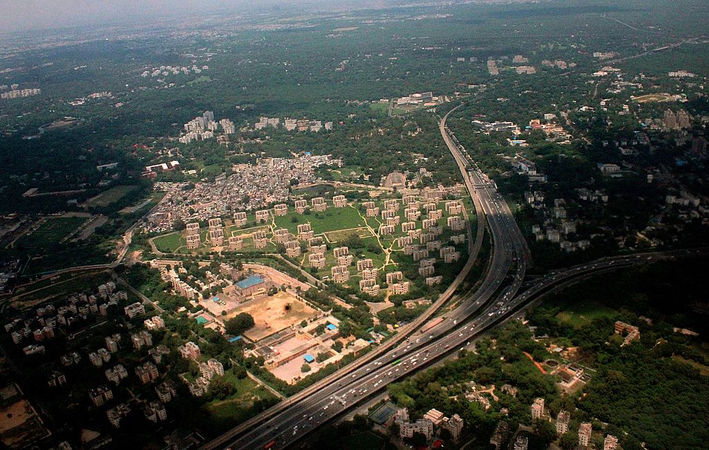1024px-Delhi_aerial_photo_04-2016_img2.jpg