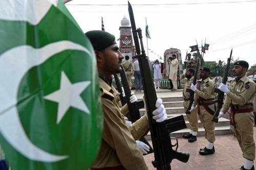 Pakistan’s soldiers pay tribute to comrades who lost their lives in the 1965 India-Pakistan war during Defence Day commemorations in Lahore on 6 September