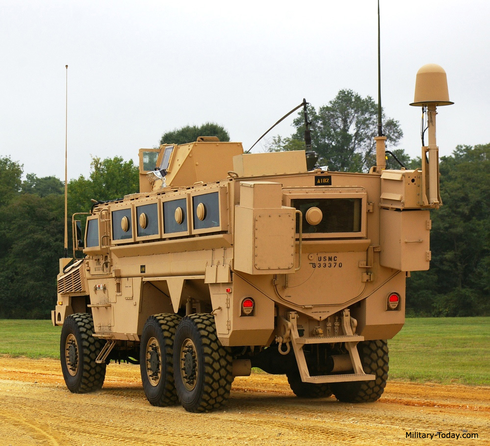 rg-33-mrap-vehicle-based-on-the-mercedes-benz-unimog-4.jpg