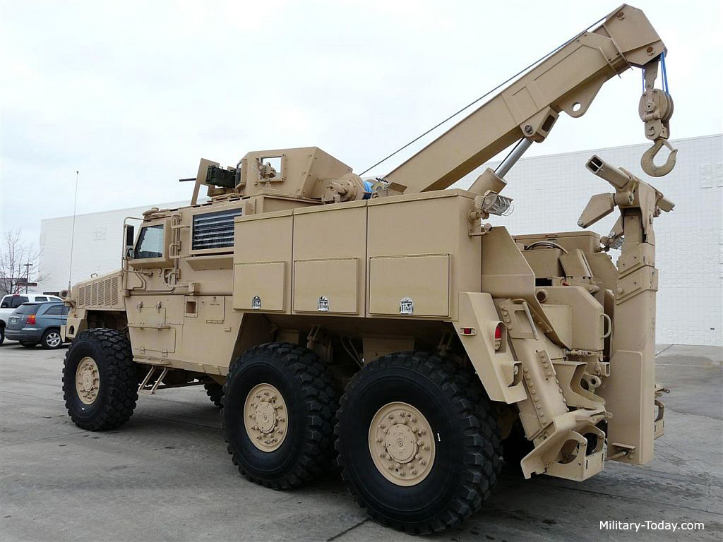 rg-33-mrap-vehicle-based-on-the-mercedes-benz-unimog-8.jpg