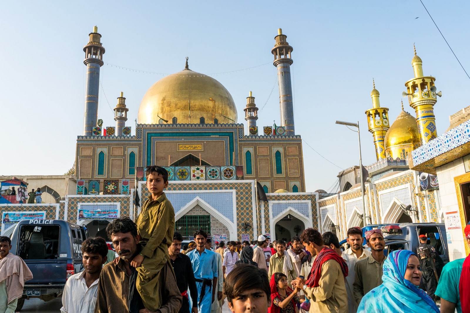Sindh travel guide - Urs crowds at the shrine of Lal Shahbaz Qalandar in Sehwan Sharif, Pakistan - Lost With Purpose travel blog